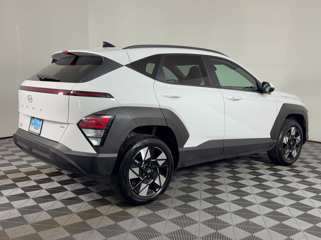 Used 2025 Hyundai Kona SEL AWD/4WD image 9