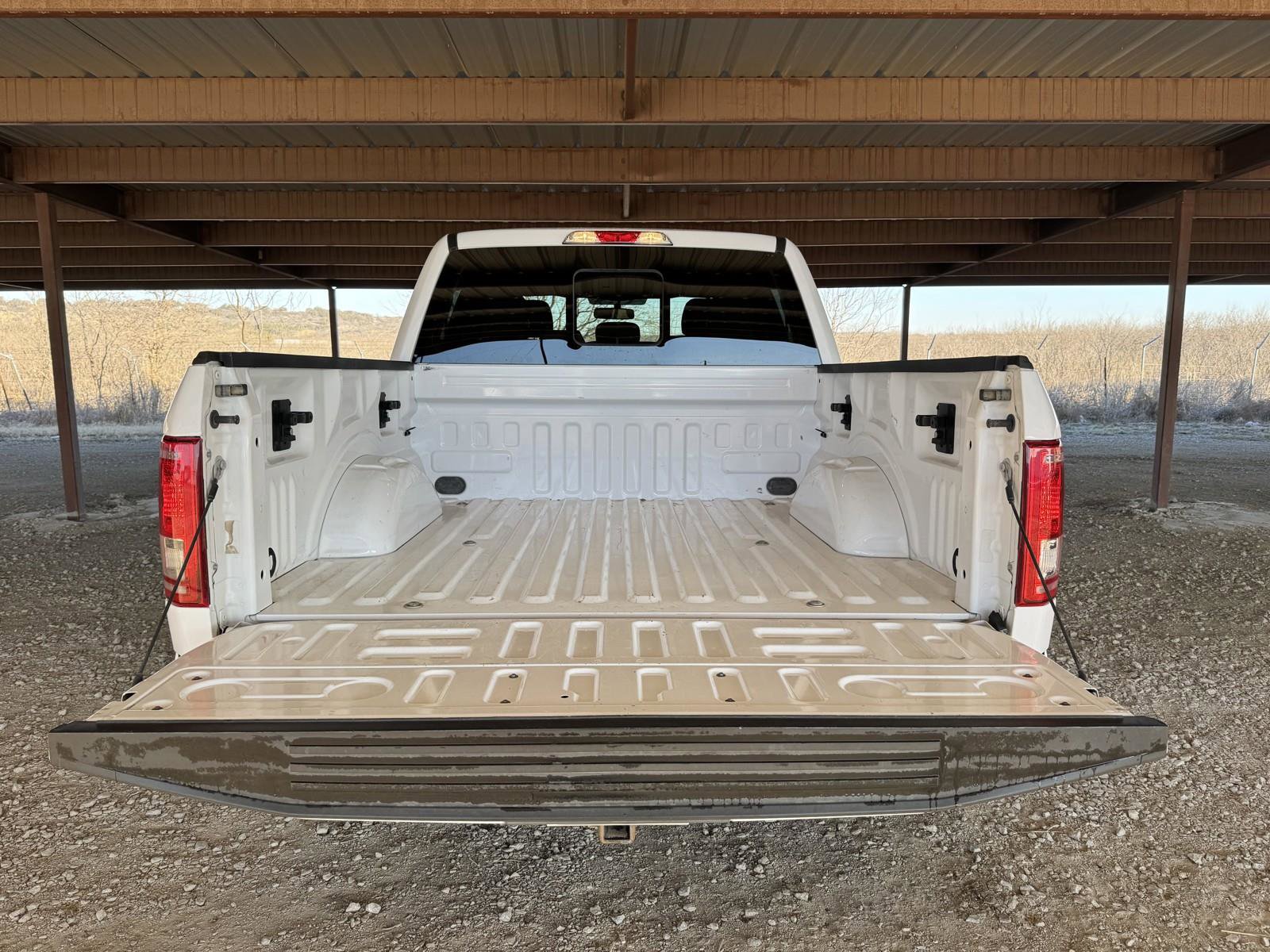 Used 2016 Ford F150 XLT w/ Equipment Group 302A Luxury image 31