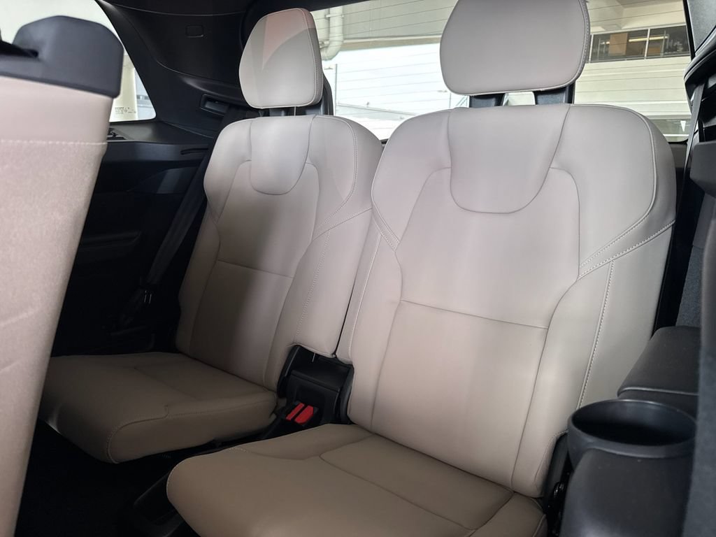 New 2026 Volvo XC90 B6 Plus AWD/4WD image 14