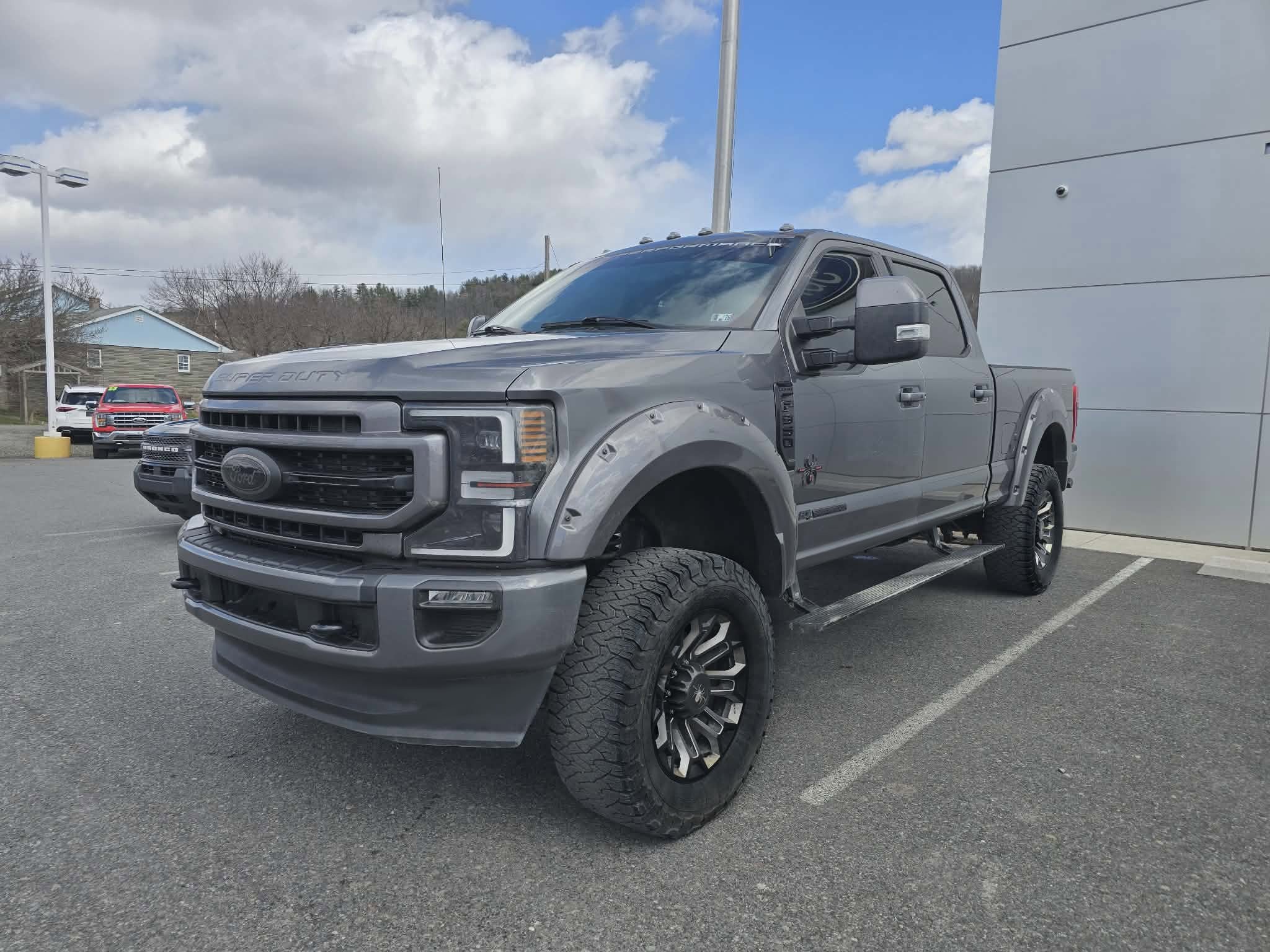 Used 2021 Ford F350 Lariat image 7
