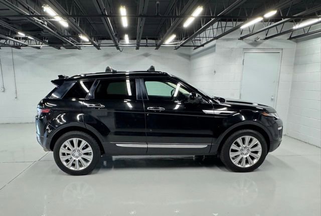 Used 2018 Land Rover Range Rover Evoque HSE image 6