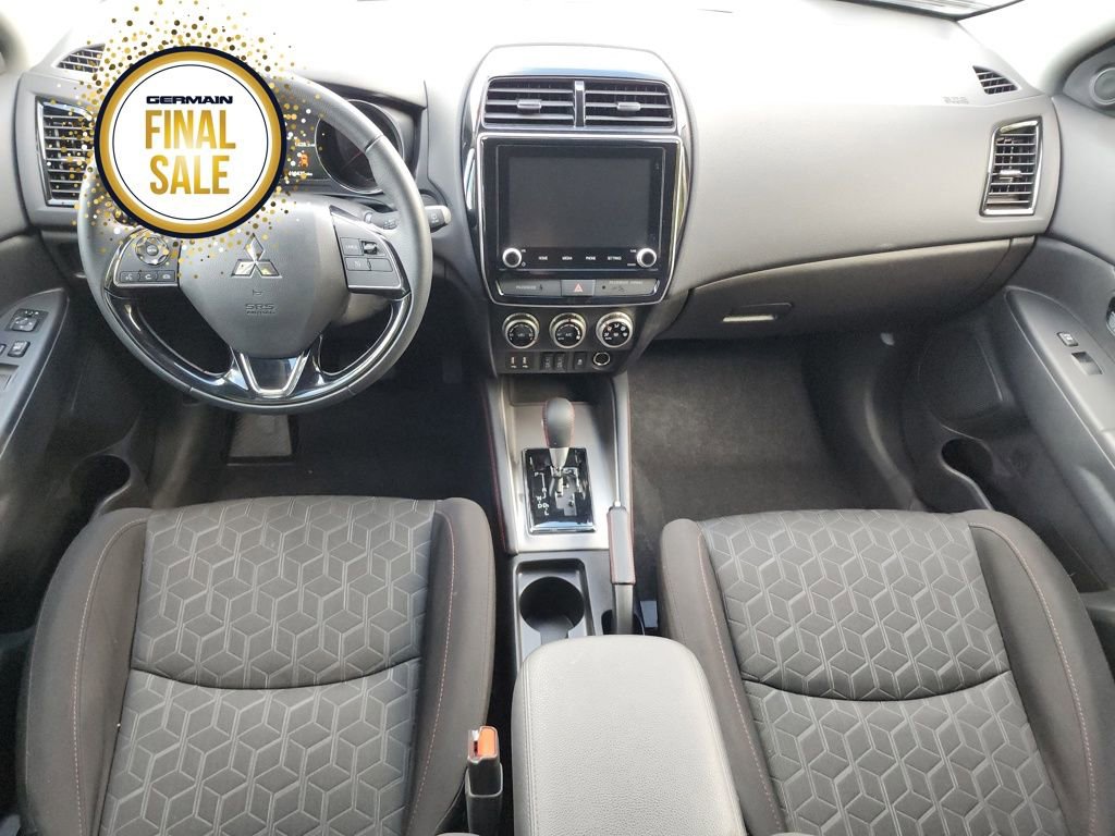 Used 2025 Mitsubishi Outlander Sport LE image 15