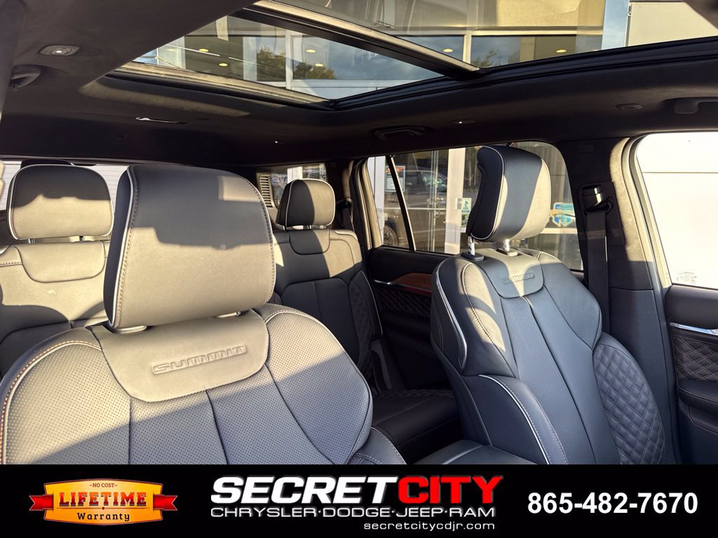 New 2027 Jeep Grand Cherokee L Summit AWD/4WD image 16