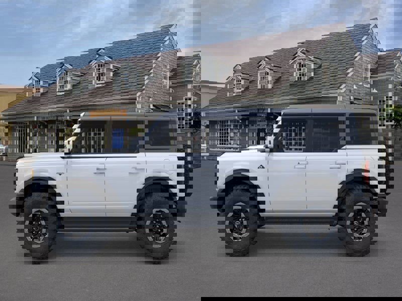 New 2025 Ford Bronco Outer Banks w/ Sasquatch Package image 28