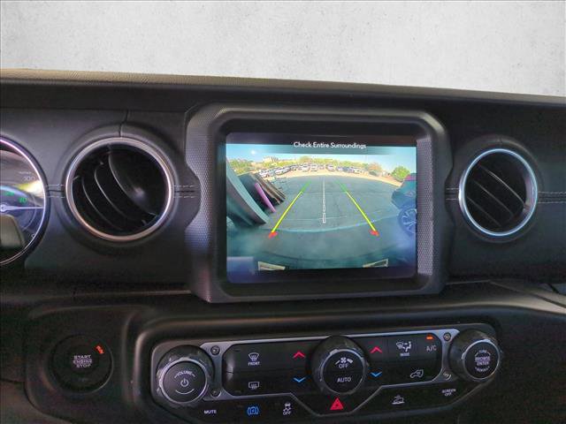 Used 2022 Jeep Wrangler Unlimited Sahara image 13