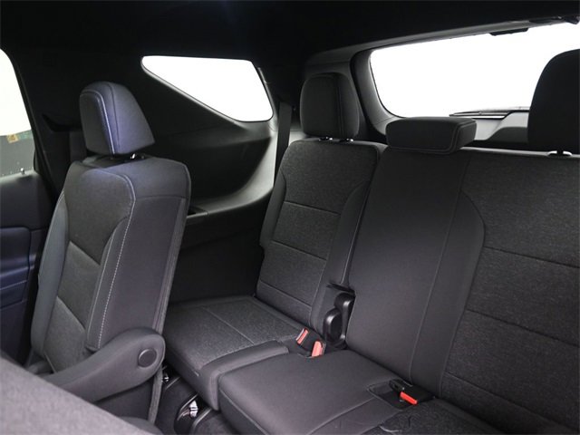 New 2026 Chevrolet Traverse LT w/ Sun and Wheel Package image 9