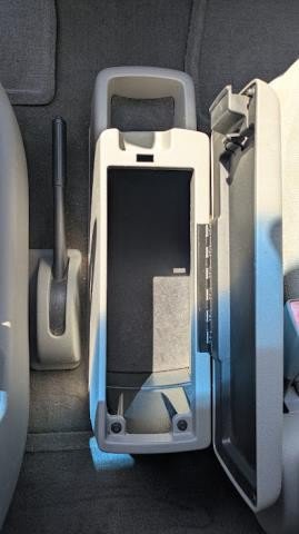 Used 2004 Ford Freestar SEL FWD image 14