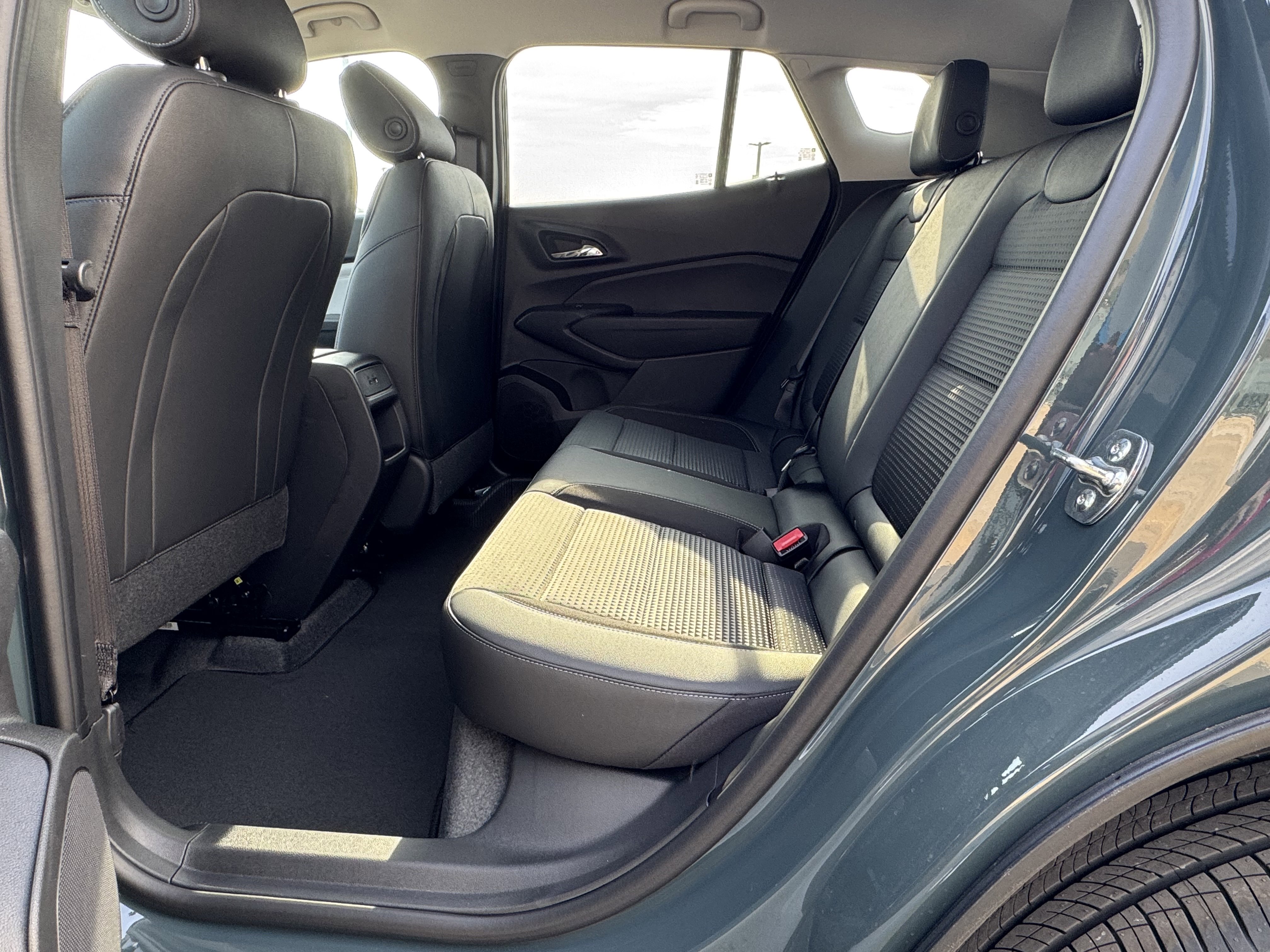 New 2026 Chevrolet Trax LT image 7