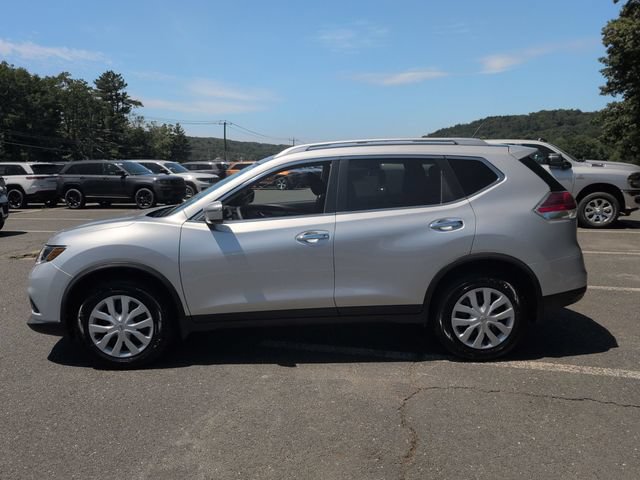 Used 2016 Nissan Rogue S w/ Appearance Package AWD/4WD image 9