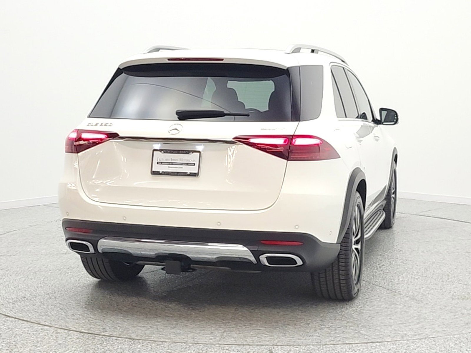 Used 2024 Mercedes-Benz GLE 350 4MATIC image 6