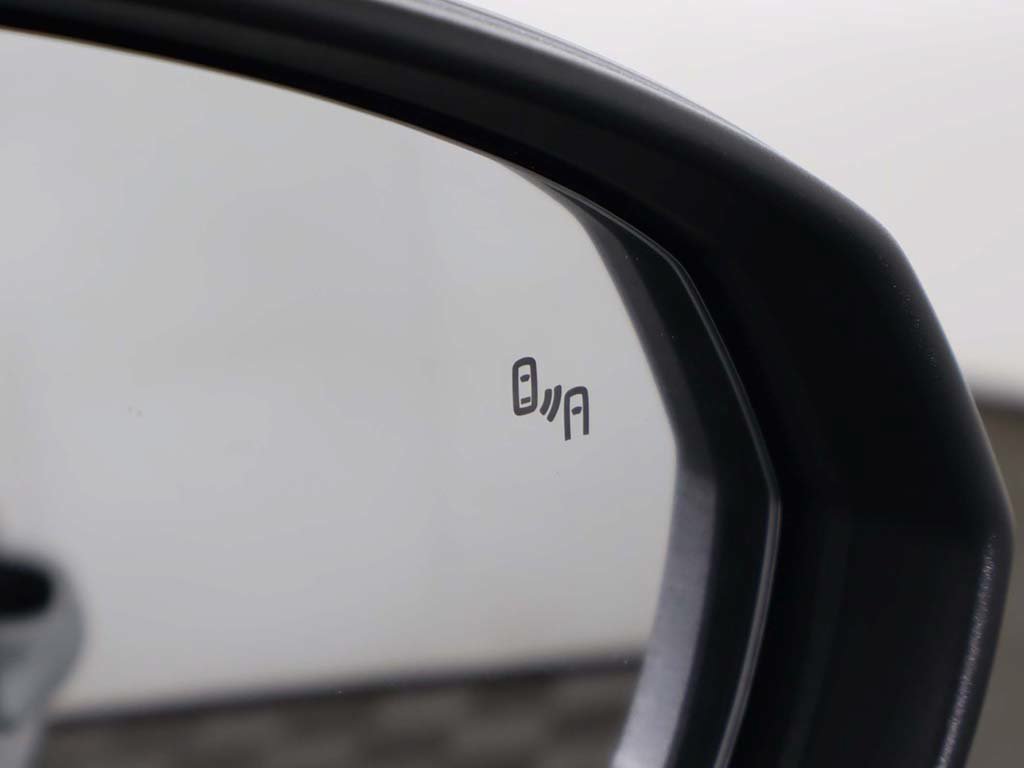 Used 2023 Volkswagen Taos SE FWD image 37