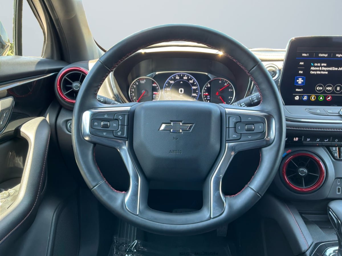 Used 2025 Chevrolet Blazer RS AWD/4WD image 11