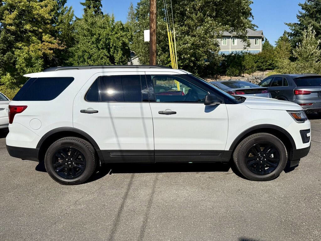 Used 2017 Ford Explorer 4WD image 7