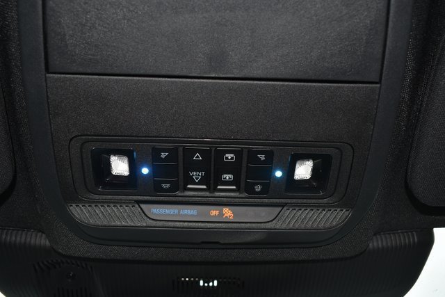 Used 2025 Ford Explorer ST image 35