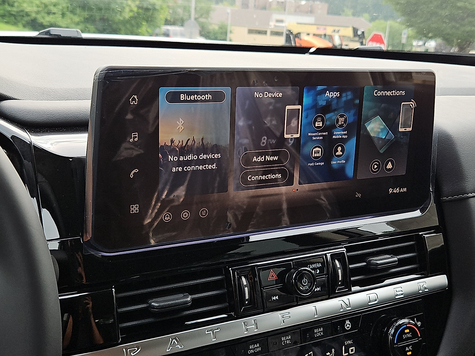New 2026 Nissan Pathfinder SL AWD/4WD image 14