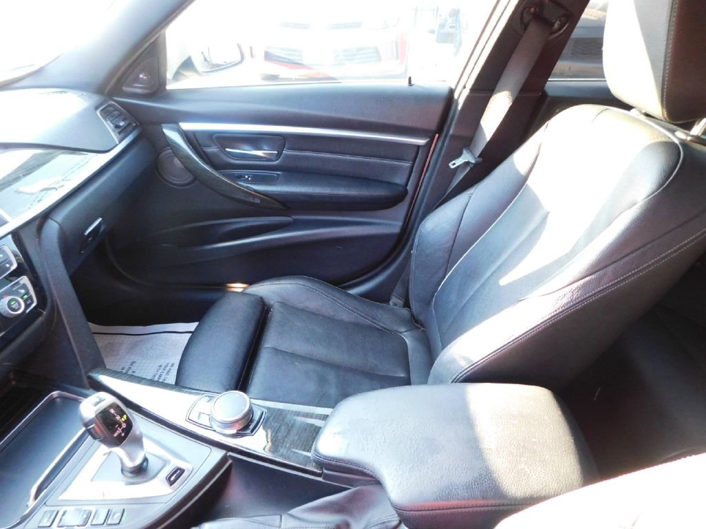 Used 2017 BMW 330e RWD image 38