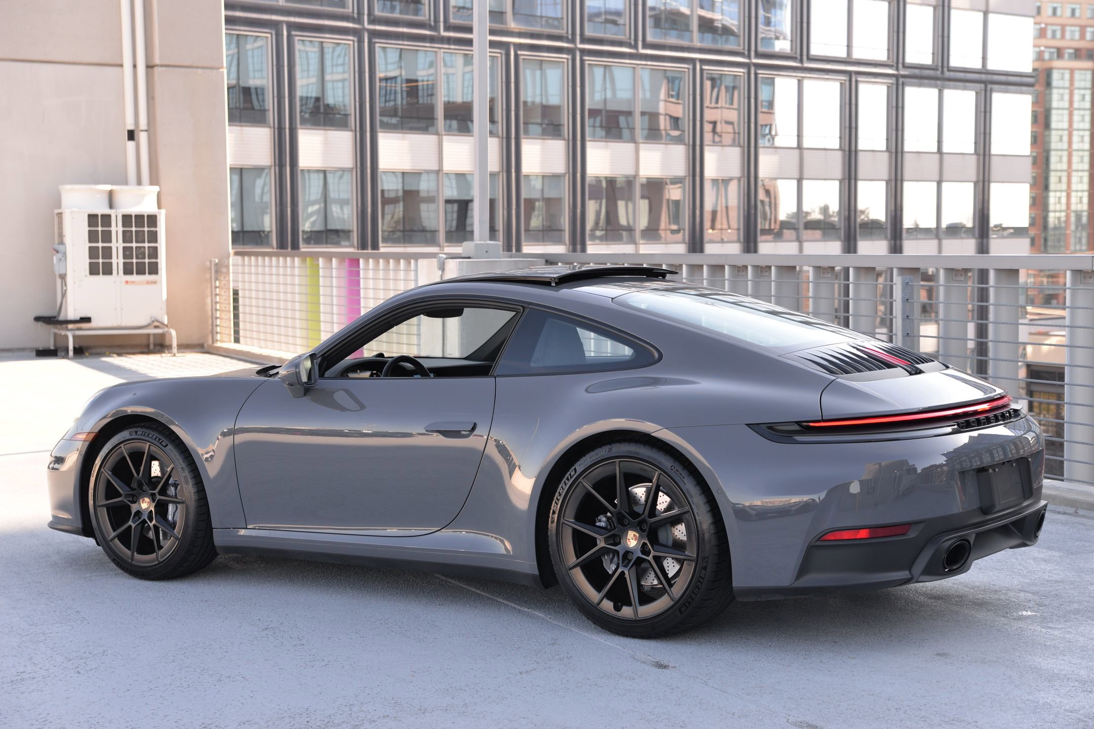 Certified 2025 Porsche 911 Carrera image 3