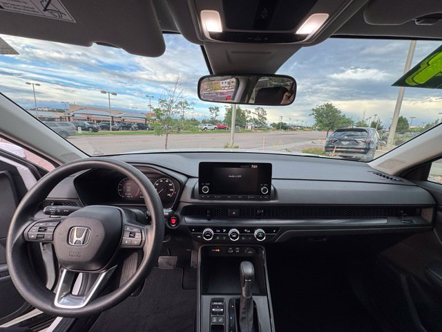 Used 2024 Honda CR-V EX image 13