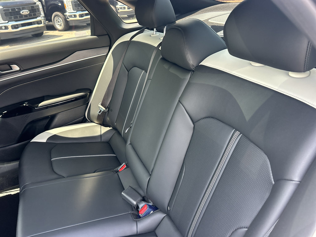 Used 2025 Kia K5 GT-Line w/ GT-Line Premium Package FWD image 16