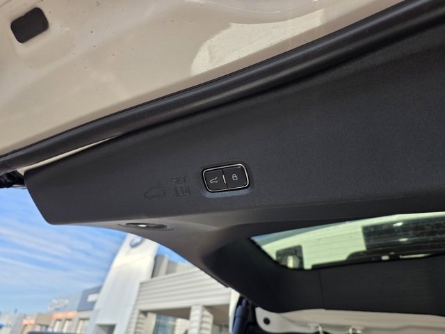 New 2025 Ford Expedition Max Platinum w/ Driver's Package image 11