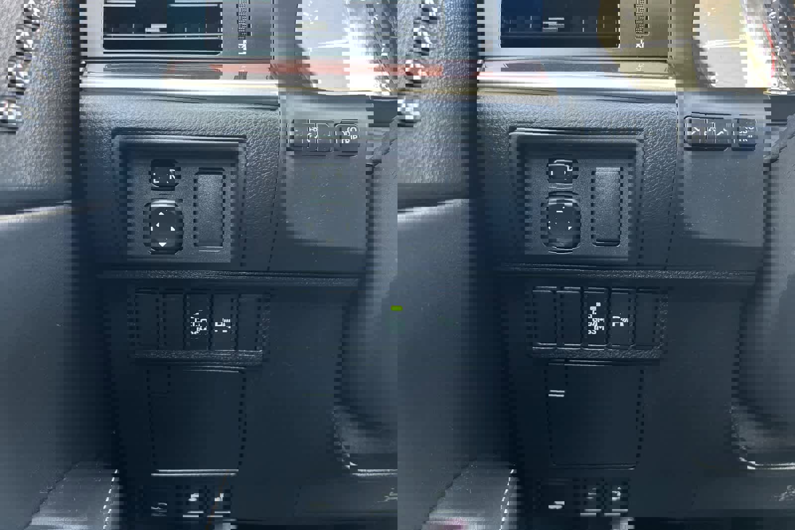 Used 2013 Lexus ES 350 w/ Luxury Pkg image 28