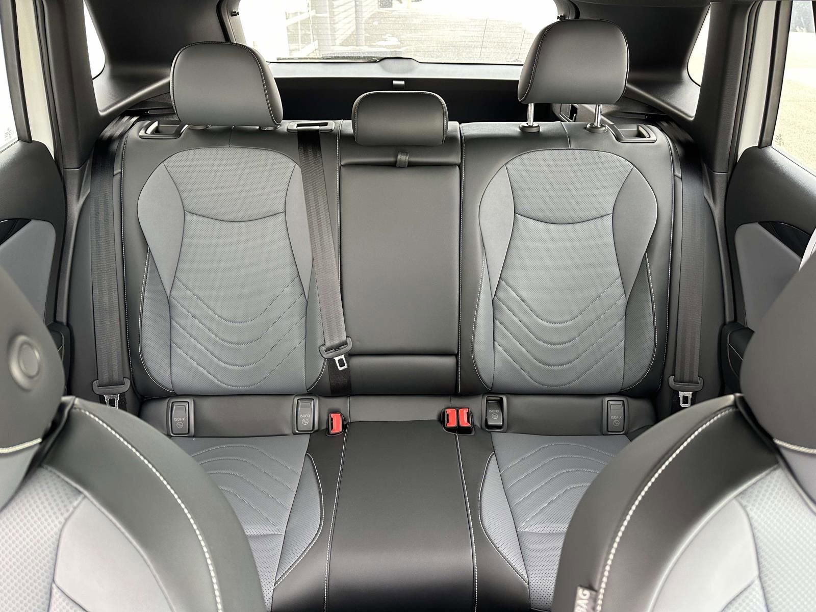 New 2026 Volkswagen Tiguan SE R-Line image 14