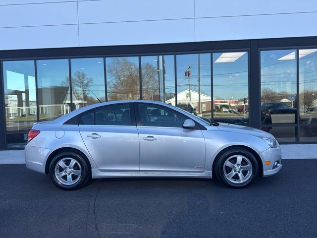 Used 2013 Chevrolet Cruze LT w/ RS Package image 2