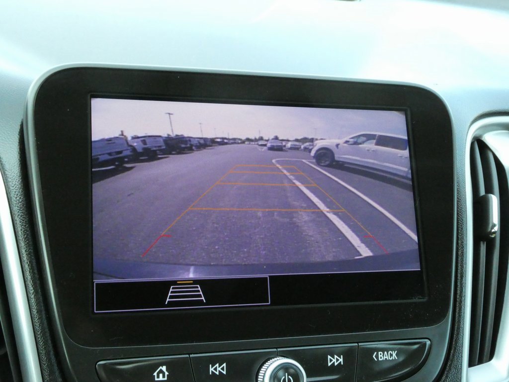 Used 2022 Chevrolet Malibu LT image 7