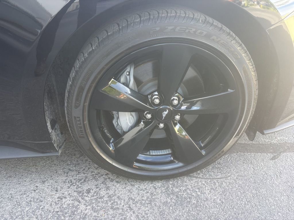 Used 2022 Ford Mustang GT Premium w/ Equipment Group 401A image 12