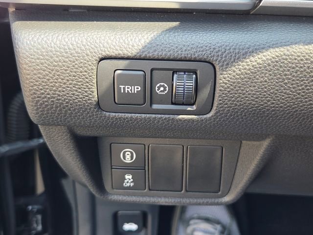 Used 2018 Honda Accord EX image 25