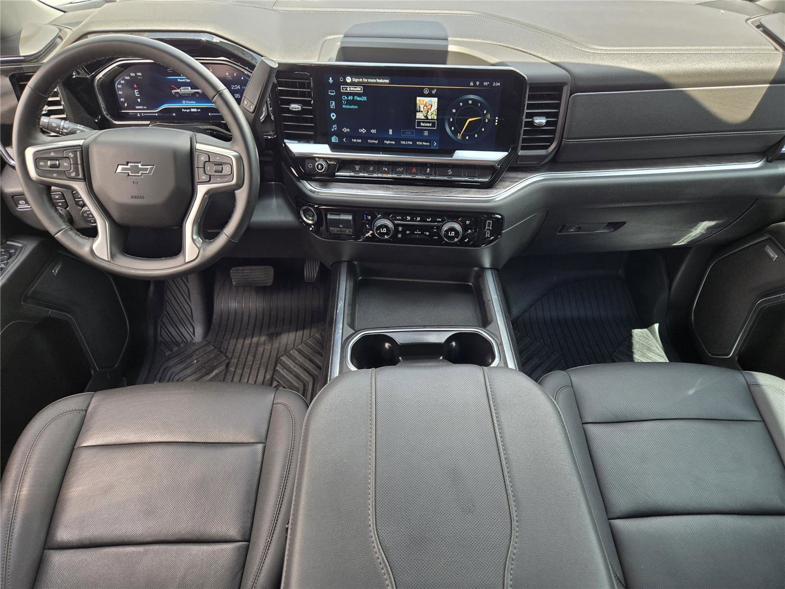 Used 2025 Chevrolet Silverado 2500 LTZ w/ LTZ Plus Package AWD/4WD image 25