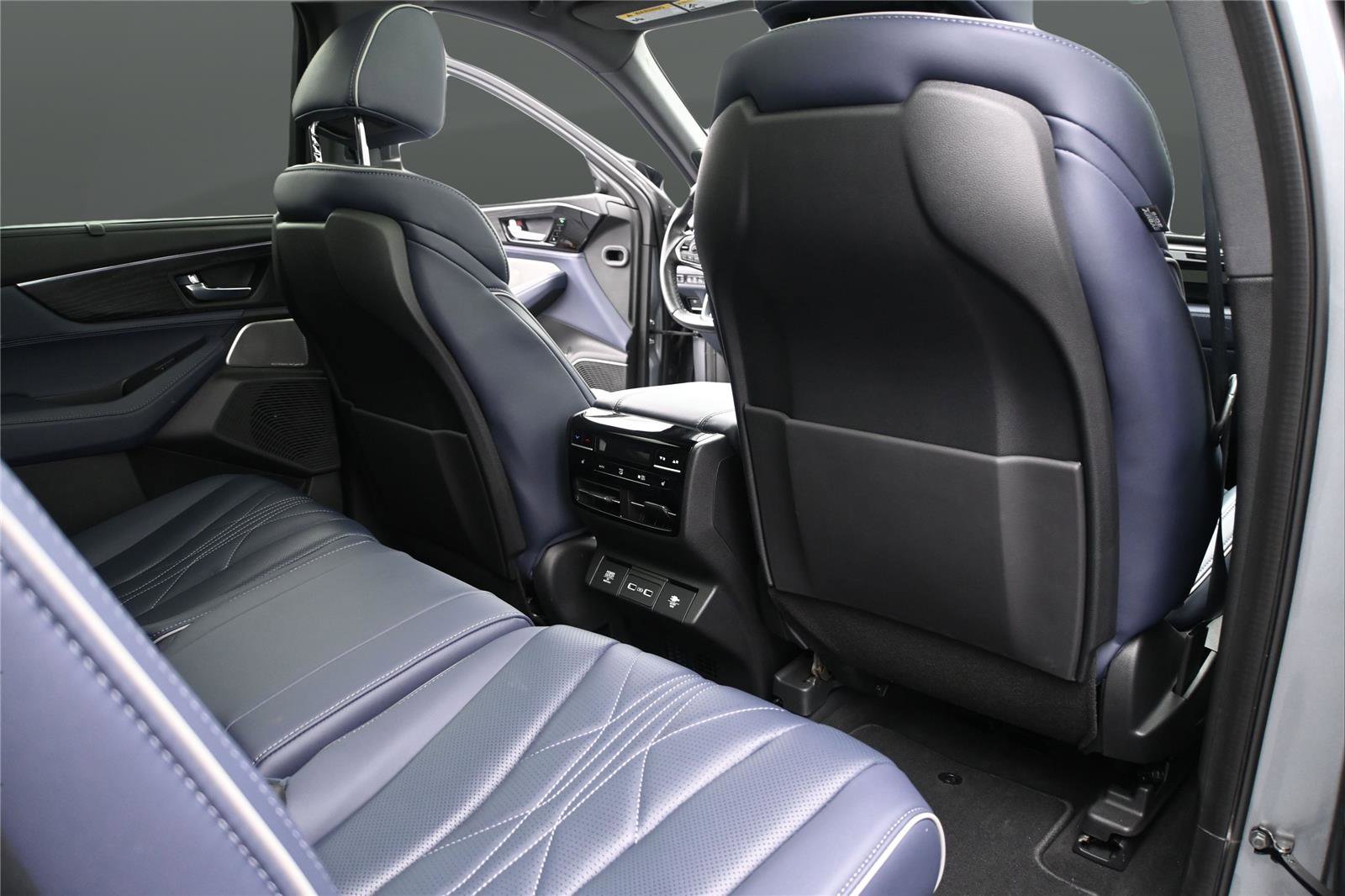 Certified 2023 Acura MDX Type S AWD/4WD image 18