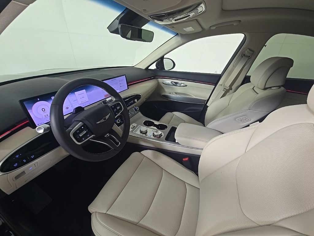 New 2027 Genesis GV70 2.5T Select AWD/4WD image 16