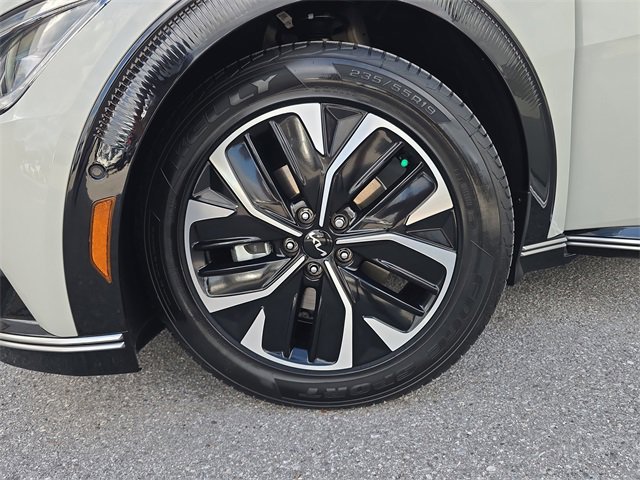 Used 2022 Kia EV6 Wind w/ Wind Technology Package image 31