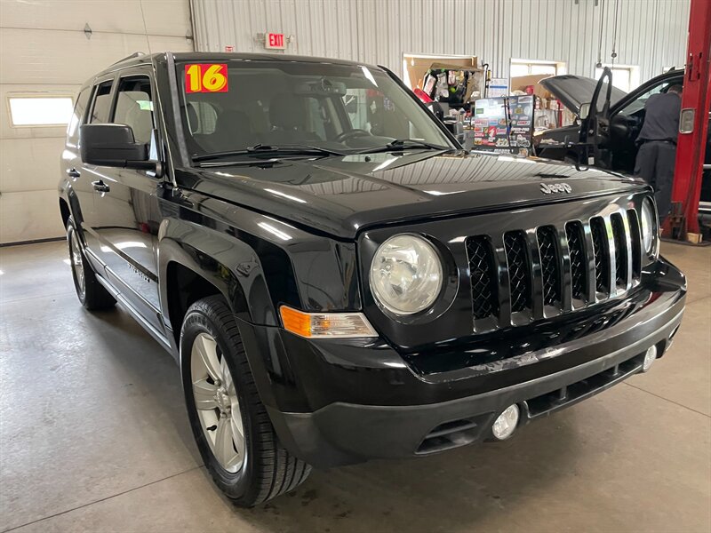 Used 2016 Jeep Patriot Latitude FWD image 4