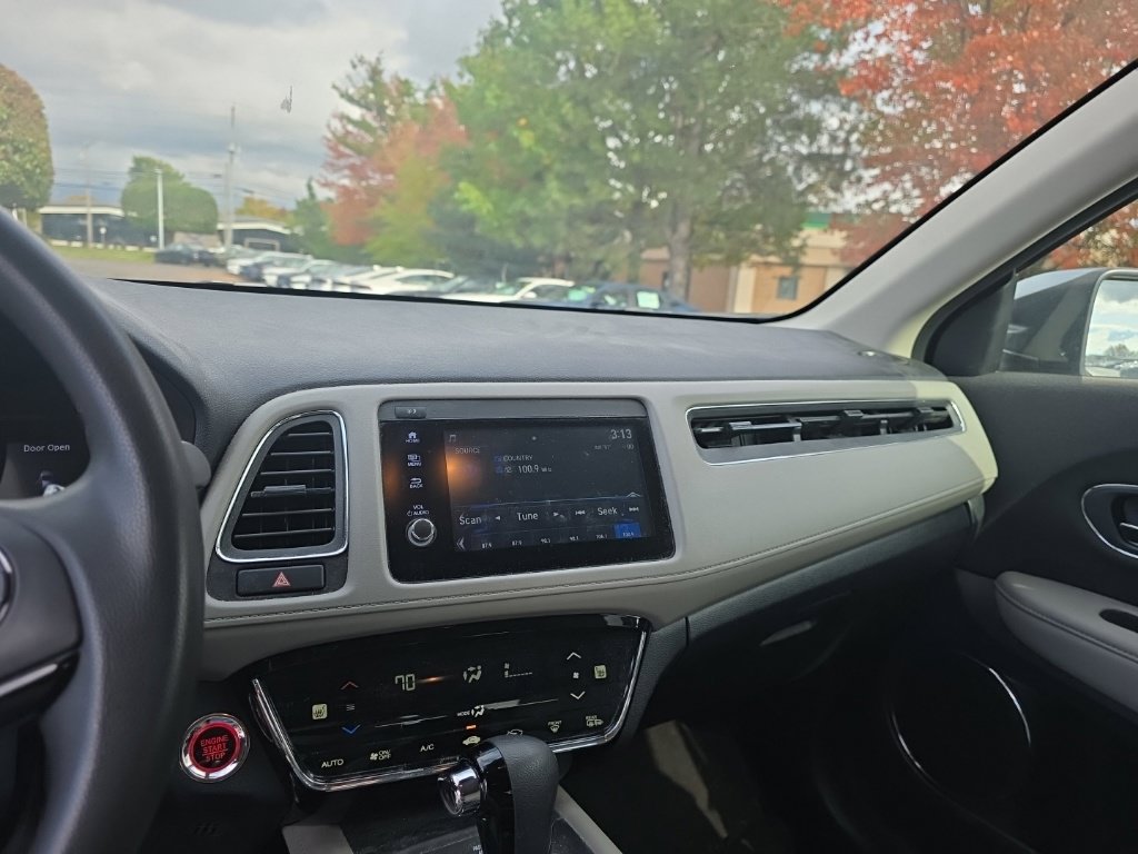 Used 2020 Honda HR-V EX image 16