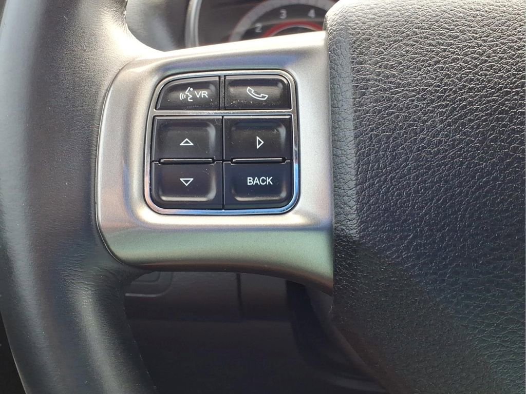 Used 2018 Dodge Journey Crossroad FWD image 24