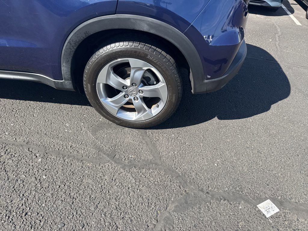 Used 2017 Honda HR-V EX image 15