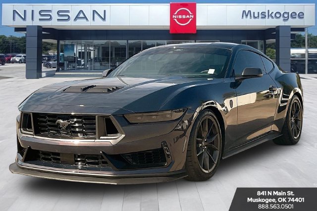 Used 2025 Ford Mustang Dark Horse RWD image 3