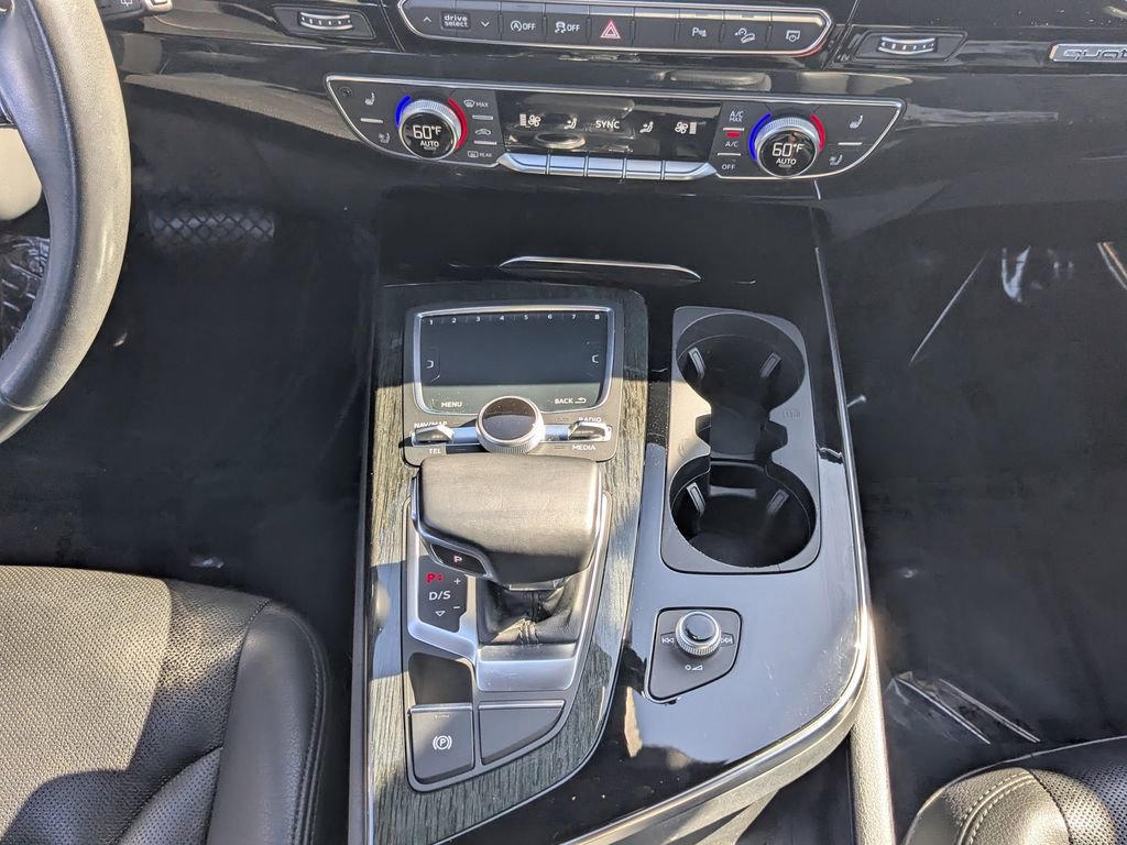 Used 2018 Audi Q7 3.0T Prestige image 7