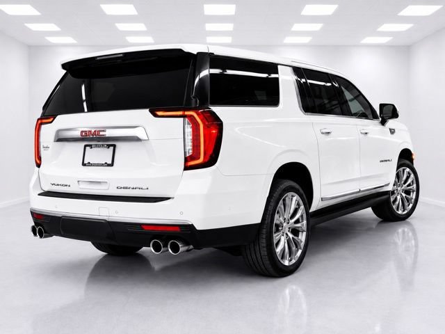 Used 2024 GMC Yukon XL Denali w/ Denali Reserve Package AWD/4WD image 7