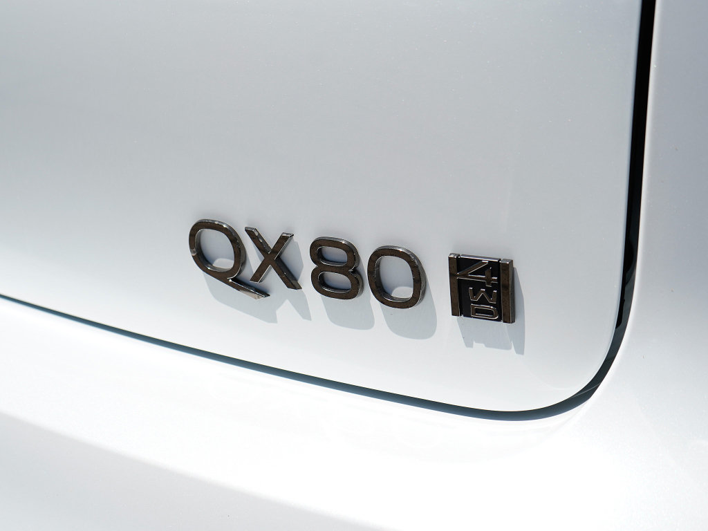 New 2026 INFINITI QX80 Autograph w/ Premium Cargo Package AWD/4WD image 6