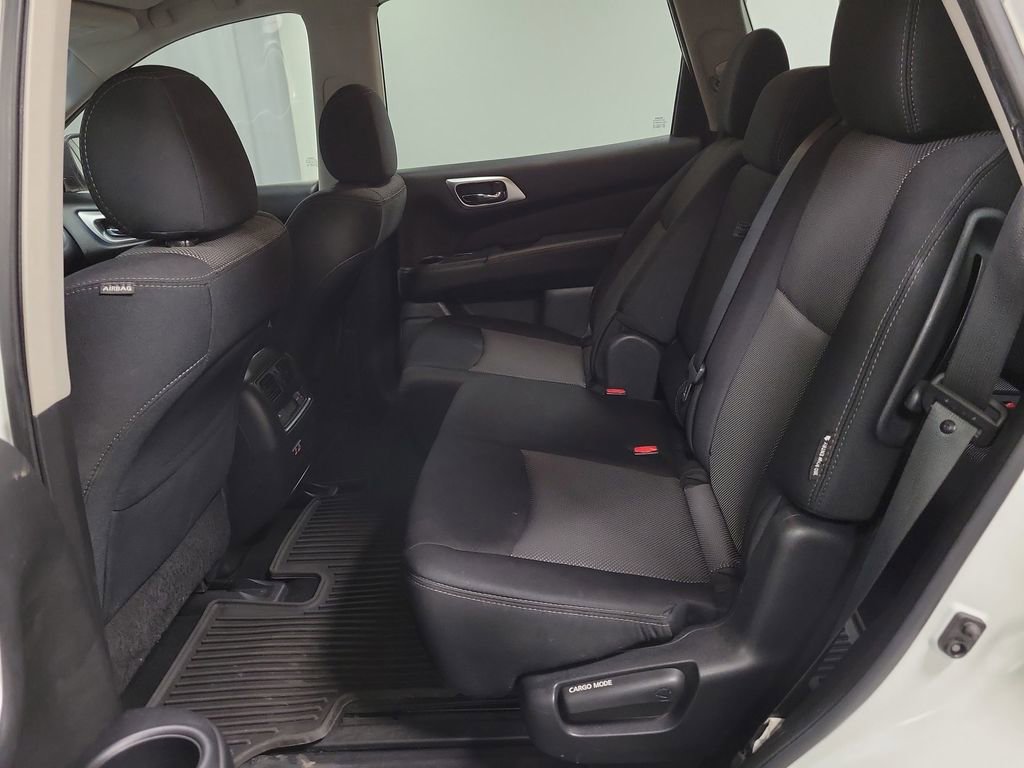 Used 2019 Nissan Pathfinder SV image 24