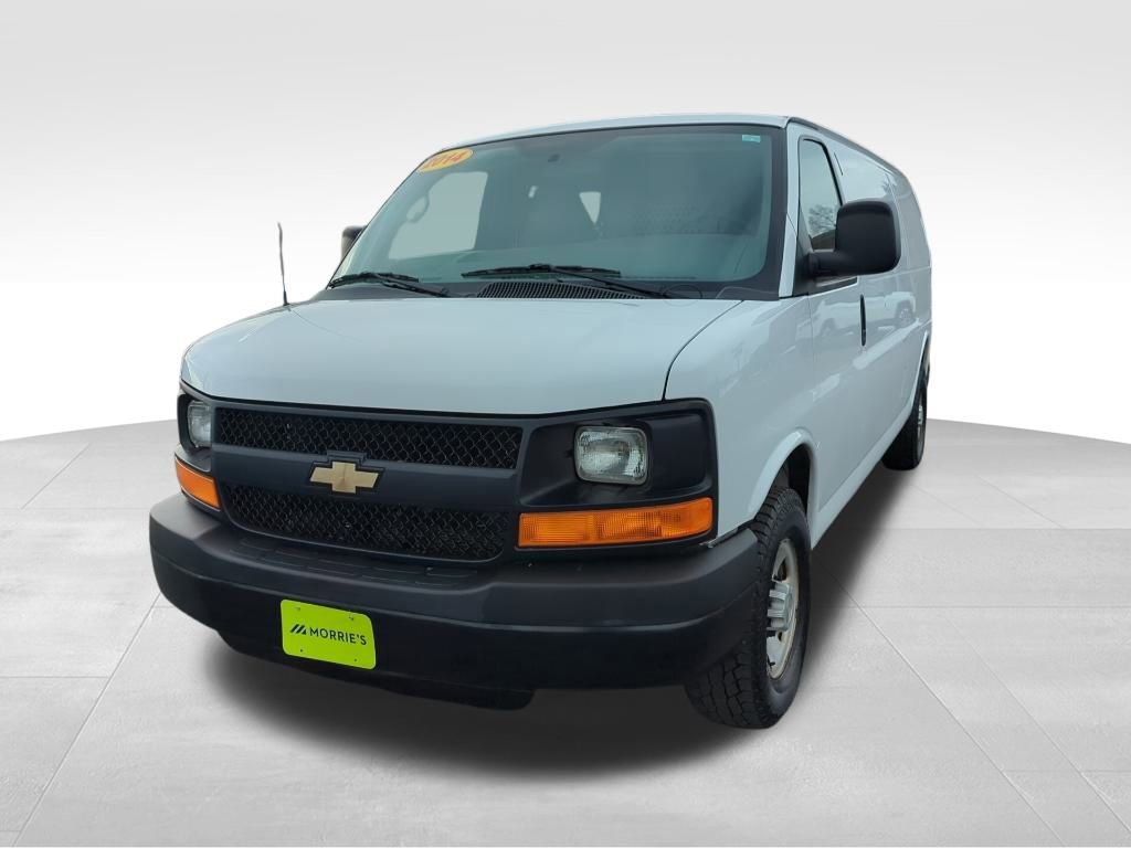 Used 2014 Chevrolet Express 3500 Extended image 2