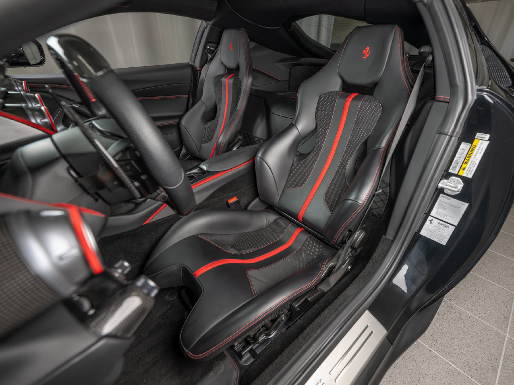 Certified 2020 Ferrari 812 Superfast RWD image 11