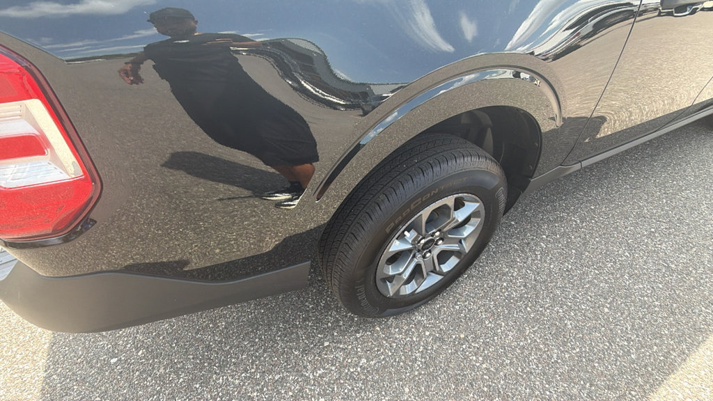 New 2026 Ford Maverick XLT FWD image 11