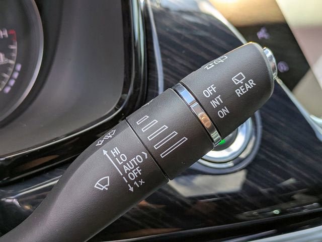 New 2025 Cadillac XT6 Premium Luxury w/ Technology Package FWD image 30