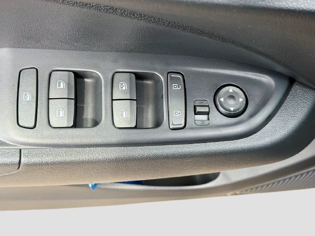 New 2026 Hyundai Venue SEL FWD image 17