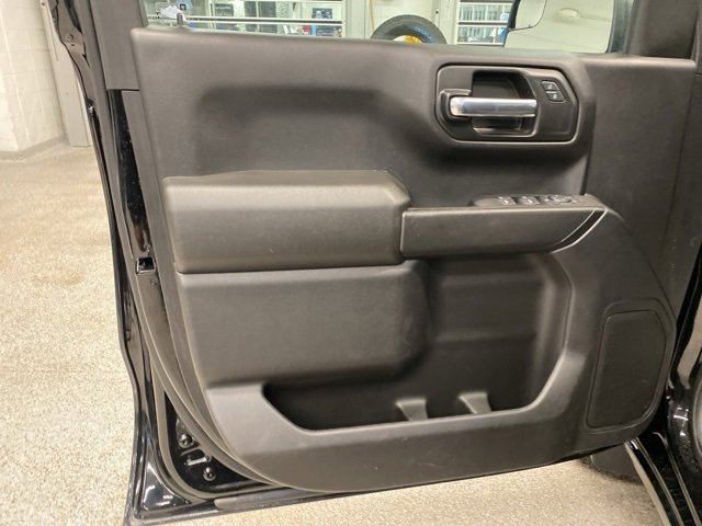 Certified 2022 Chevrolet Silverado 1500 Custom image 27