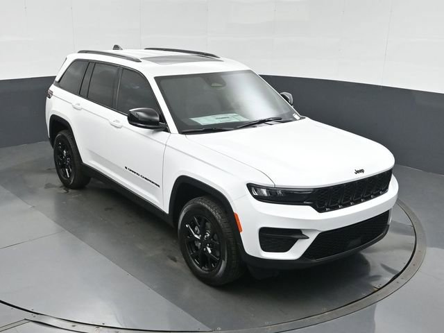 New 2025 Jeep Grand Cherokee Altitude image 27